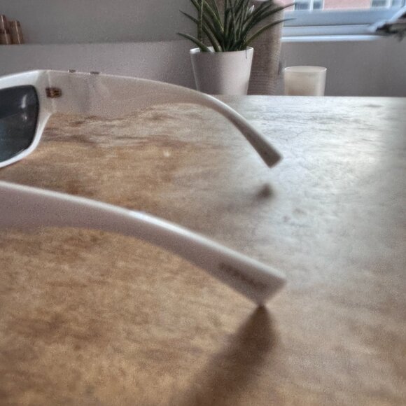 White Versace Cat-Eye Tinted Sunglasses with case - Picture 7 of 11